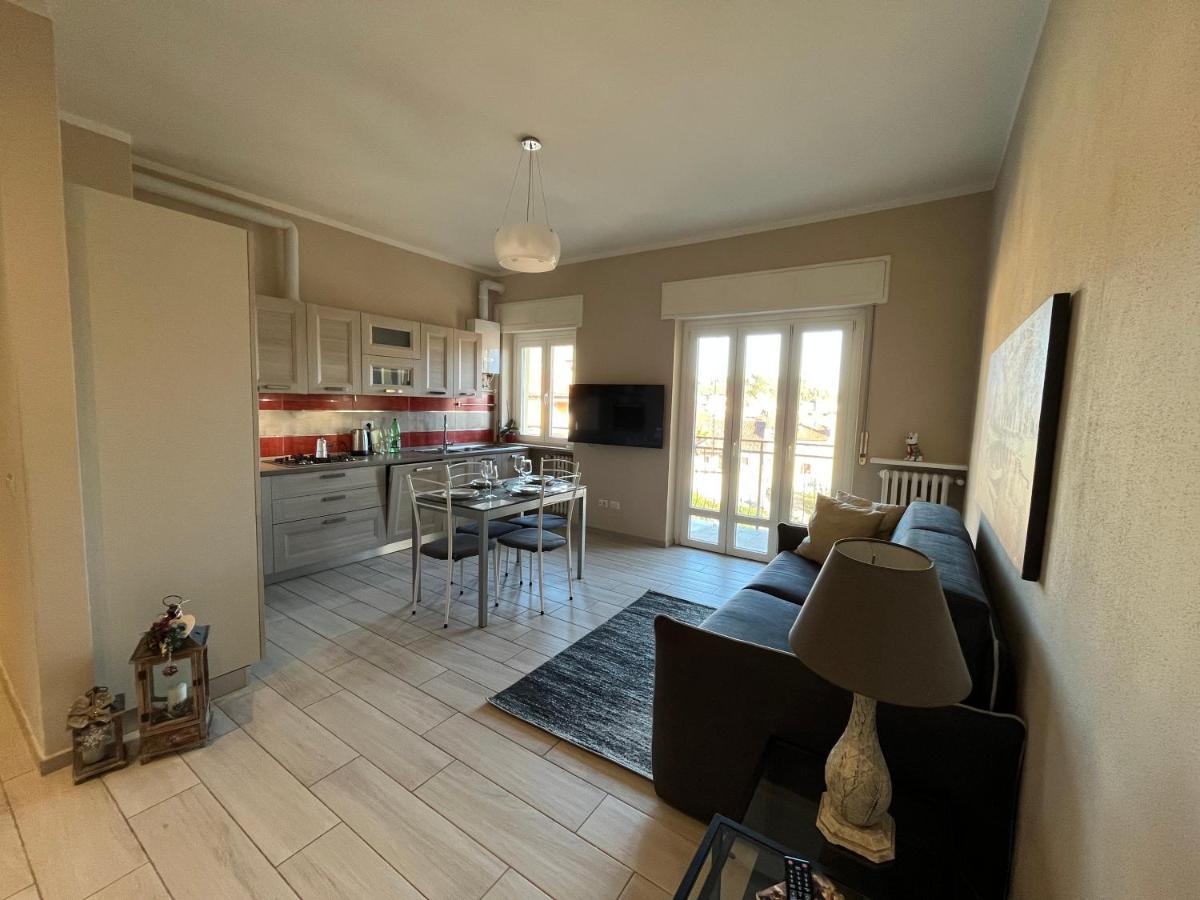 Ferienwohnung Garibaldi 46 Verbania Exterior foto